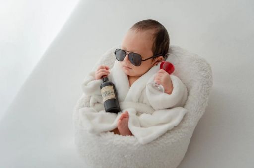 茂名宝宝几个月吃辅食好